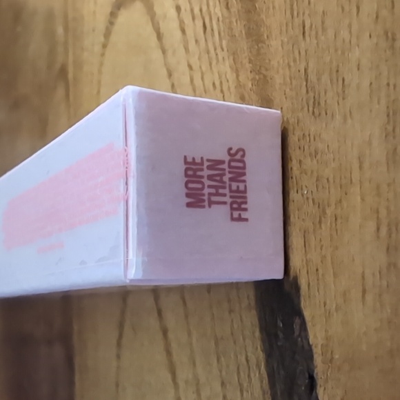 Jeffree Star Supreme Gloss More Than Friends - Picture 6 of 7